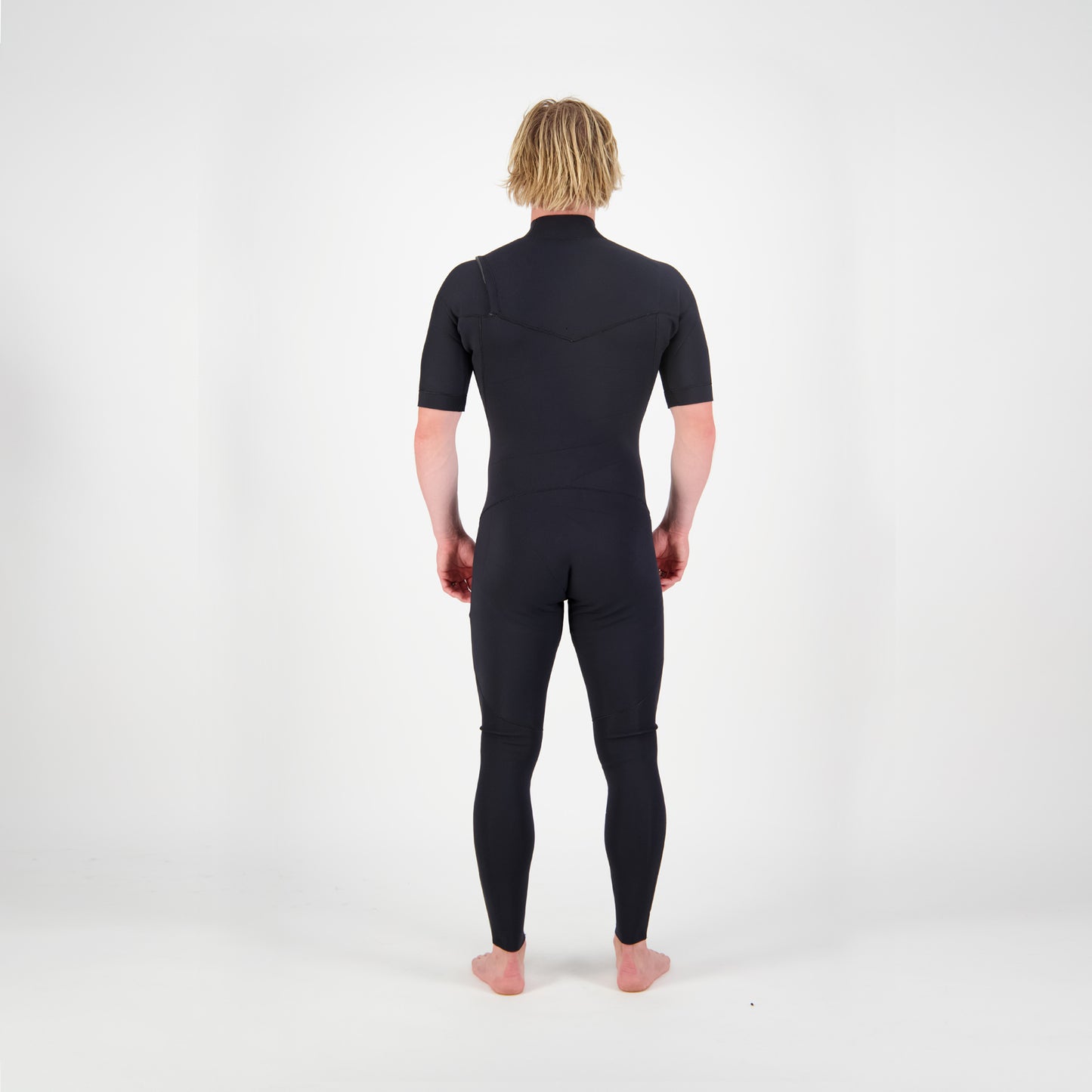 Performance Mens 2/2 Short Sleeve Chest Zip Steamer