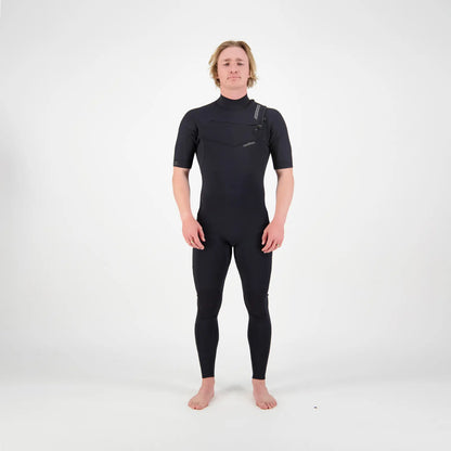 Performance Mens 2/2 Short Sleeve Chest Zip Steamer