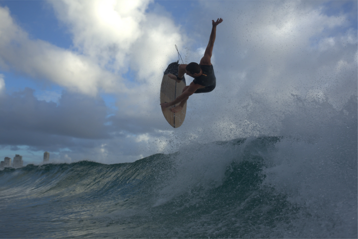Zephyr Hybrid Shortboard V2 - Eco-Tech